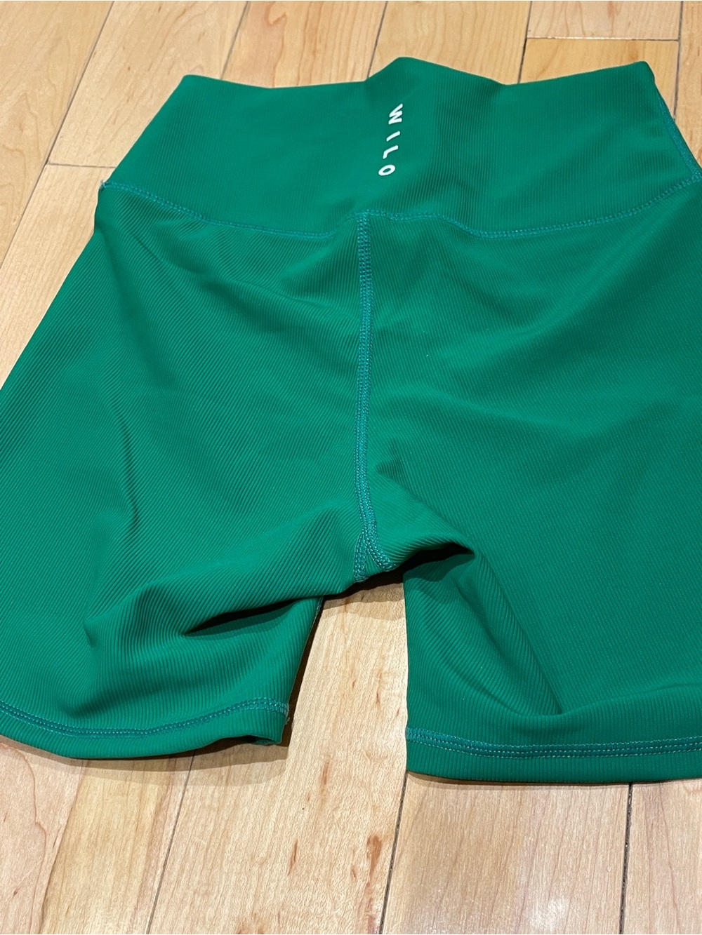 Wilo The Label Emerald Green Biker Athletic Shorts- Size Small - Picture 7 of 14